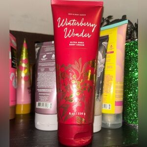 Bath and Body Works Winterberry Wonder Body Cream